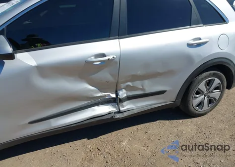 2019 Kia Niro Lx z USA, uszkodzony, nr VIN KNDCB3LC8K5345698